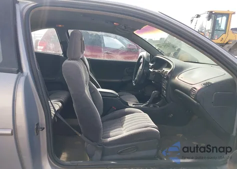 1998 Pontiac Grand Prix Gt from USA, damaged, VIN 1G2WP12K6WF337373